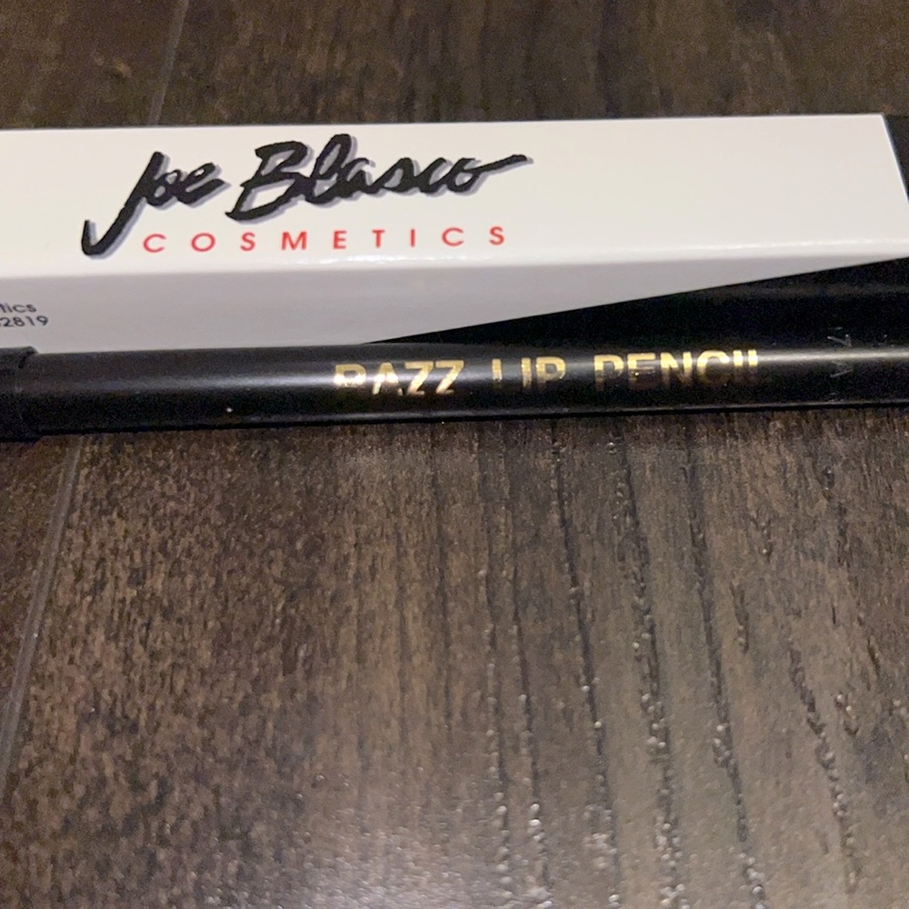 NIB Joe Blasco Cosmetics Lip Pencil - Razz